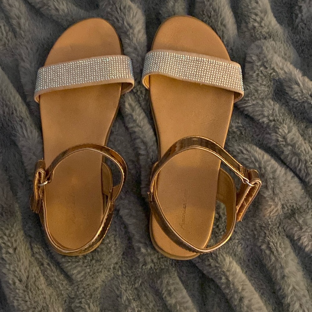 American eagle sandals with sparky rhinestones